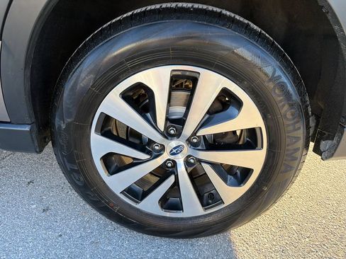 Certified 2024 Subaru Outback Premium AWD/4WD image 11