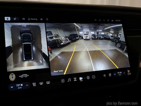 Used 2023 Rivian R1S Launch Edition image 22