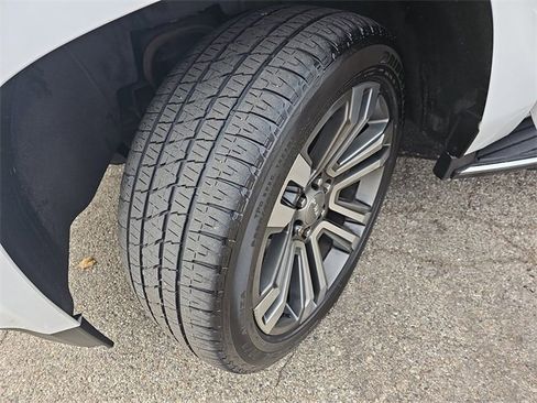 Used 2020 GMC Yukon Denali image 33