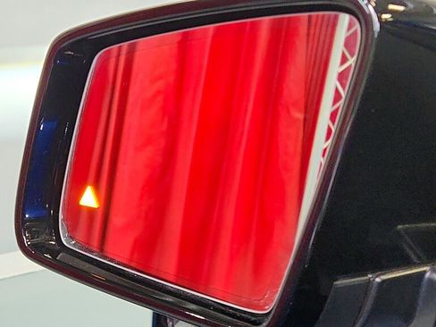 Used 2018 Mercedes-Benz GLE 43 AMG 4MATIC w/ Premium 3 Package image 25