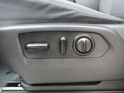 Used 2019 GMC Sierra 1500 Elevation w/ Elevation Value Package image 20