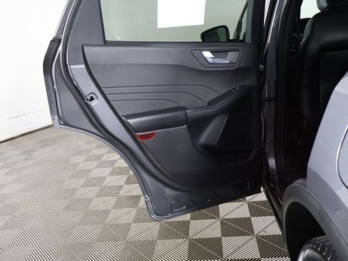 Used 2024 Ford Escape Platinum AWD/4WD image 25