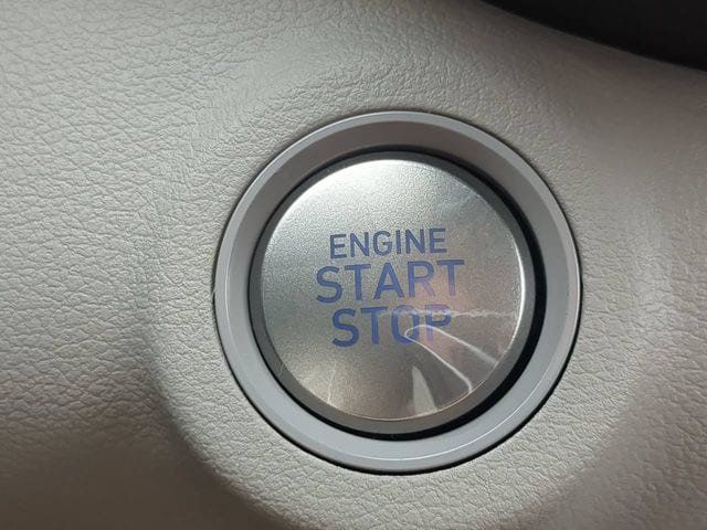 Used 2026 Hyundai Venue SEL FWD image 26