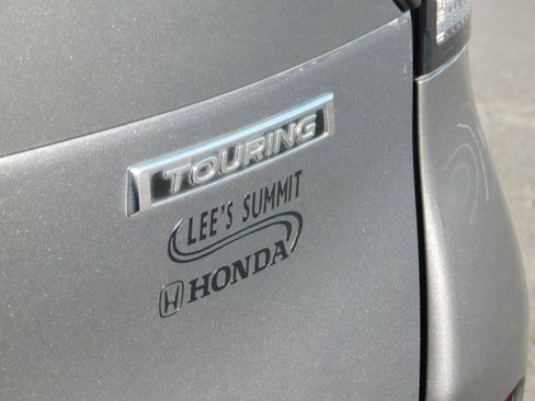 Used 2025 Subaru Forester Touring image 7