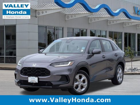 Used 2023 Honda HR-V LX image 1