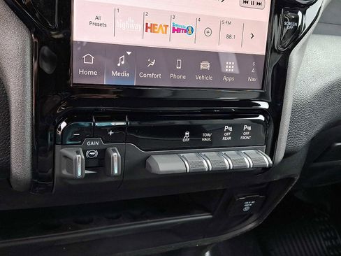New 2026 RAM 3500 Tradesman AWD/4WD image 15
