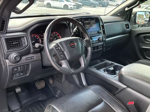 Used 2021 Nissan Titan PRO-4X w/ Pro-4x Convenience Package AWD/4WD image 2