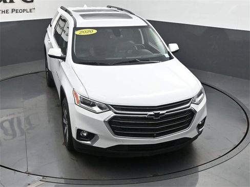 Used 2020 Chevrolet Traverse LT w/ LT Premium Package image 53