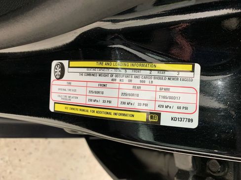 Used 2019 Jeep Cherokee Limited w/ Luxury Group AWD/4WD image 19