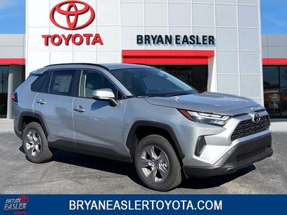 New 2025 Toyota RAV4 XLE