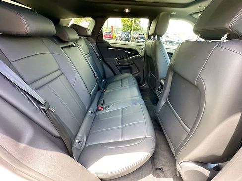 Used 2025 Land Rover Range Rover Evoque S image 26