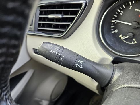 Used 2019 Nissan Rogue Sport SL w/ Premium Package image 45