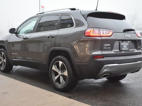 Used 2019 Jeep Cherokee Limited w/ Luxury Group image 10