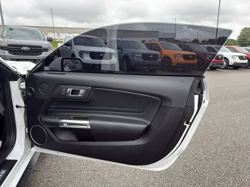 Used 2021 Ford Mustang GT Premium RWD image 19