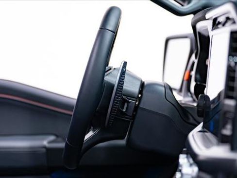 Used 2025 Ford F150 Raptor image 34