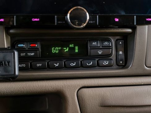 Used 2004 Ford Excursion Eddie Bauer image 19