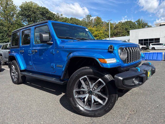 Used 2024 Jeep Wrangler Unlimited w/ Convenience Group AWD/4WD 360° Tour