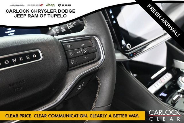Used 2023 Jeep Wagoneer Series II AWD/4WD image 19