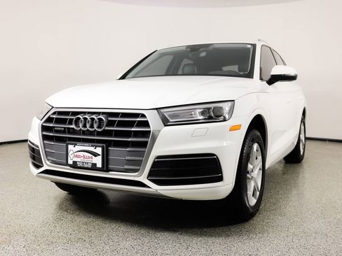 Used 2018 Audi Q5 2.0T Premium image 3
