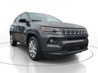 Used 2022 Jeep Compass Latitude w/ Sun and Sound Group video 2