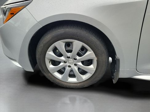 Used 2023 Toyota Corolla LE FWD image 29