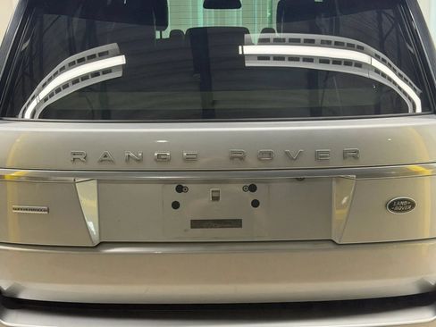 Used 2015 Land Rover Range Rover Supercharged AWD/4WD image 11