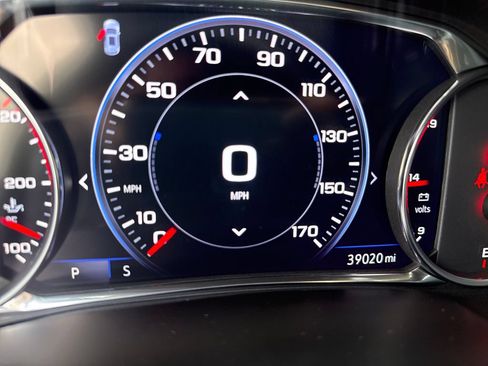 Used 2025 Chevrolet Blazer RS FWD image 28
