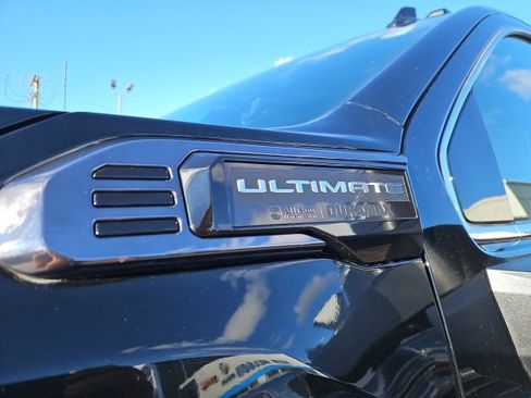 New 2026 GMC Sierra 3500 Denali Ultimate image 7