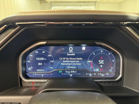 Used 2023 GMC Sierra 1500 AT4 w/ Technology Package AWD/4WD image 37
