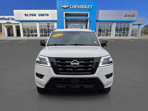 Used 2024 Nissan Armada SL w/ Midnight Edition Package RWD image 2