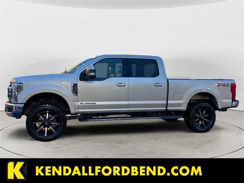 Used 2018 Ford F250 Lariat w/ Lariat Value Package image 2