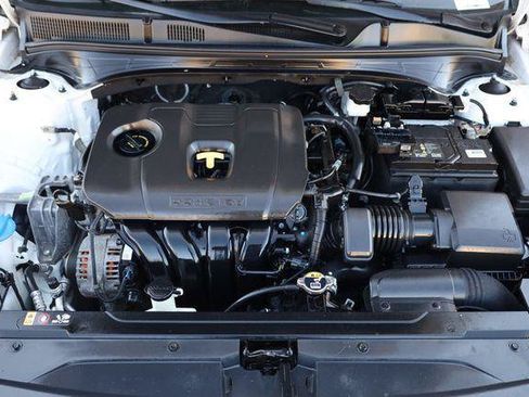 Used 2021 Kia Forte LXS FWD image 12