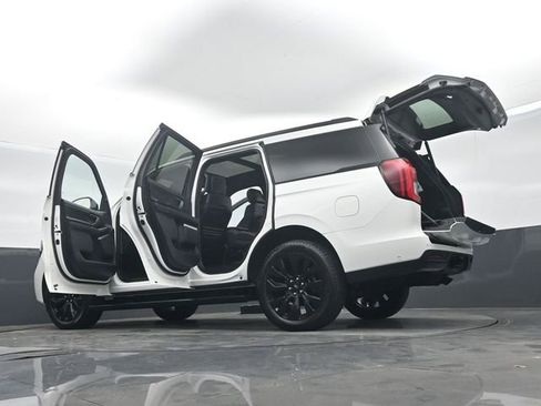 Certified 2025 Ford Expedition Platinum w/ Stealth Appearance Package AWD/4WD image 78
