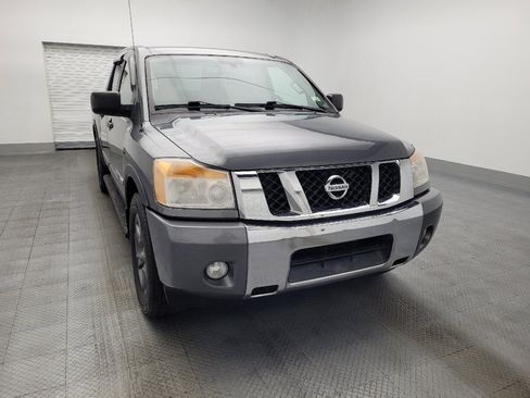 Used 2015 Nissan Titan SV w/ SV Value Truck Package image 14