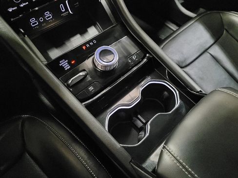 Used 2022 Jeep Grand Cherokee Limited 4xe w/ Luxury Tech Group II AWD/4WD image 26