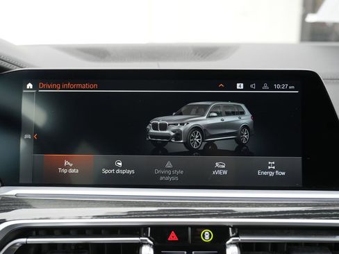 Used 2022 BMW X7 M50i w/ Dynamic Handling Package image 75