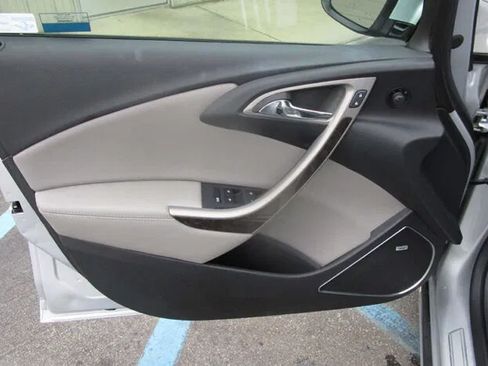 Used 2014 Buick Verano Convenience FWD image 13