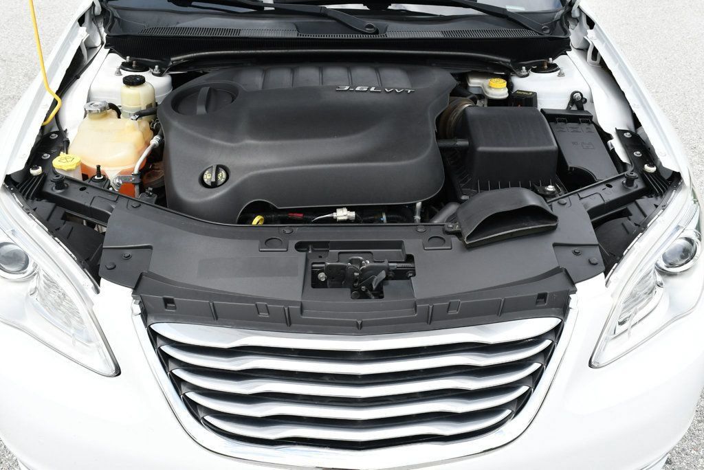 Used 2012 Chrysler 200 Limited FWD image 73
