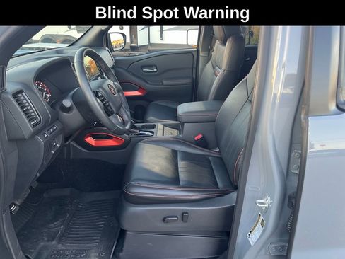 Used 2023 Nissan Frontier PRO-4X w/ Pro-4X Premium Package image 12