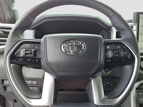 Used 2025 Toyota Tundra Platinum AWD/4WD image 30
