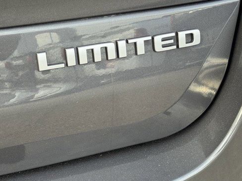 New 2025 Jeep Grand Cherokee L Limited image 36