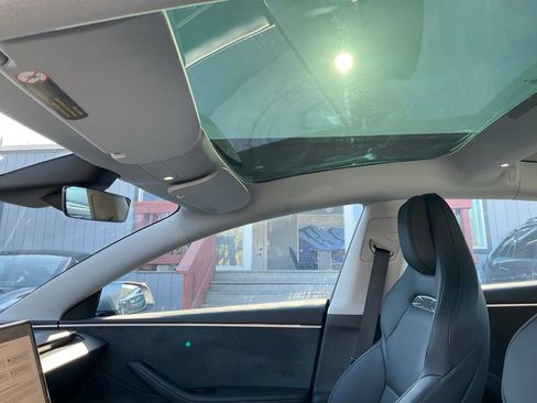 Used 2024 Tesla Model 3 Performance AWD/4WD image 20
