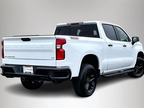 Used 2022 Chevrolet Silverado 1500 LT Trail Boss w/ Convenience Package II image 5