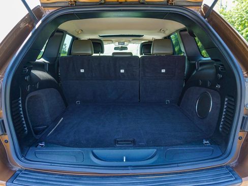 Used 2011 Jeep Grand Cherokee 70th Anniversary AWD/4WD image 18