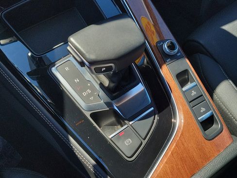 Used 2022 Audi A5 2.0T Prestige image 25