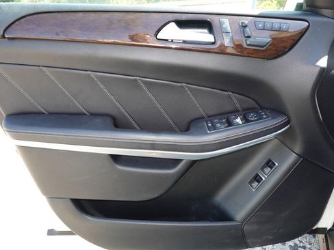Used 2013 Mercedes-Benz GL 450 4MATIC image 18