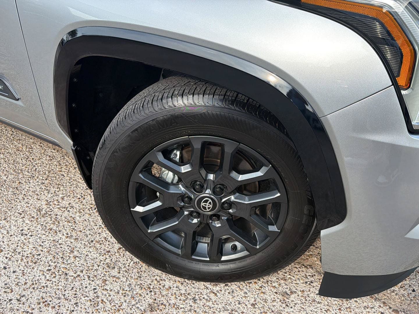 Certified 2025 Toyota Sequoia Platinum AWD/4WD image 9