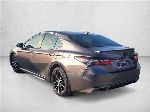 Certified 2024 Toyota Camry SE image 7