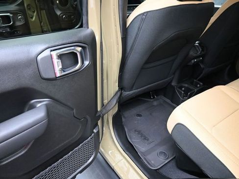 New 2026 Jeep Gladiator Willys AWD/4WD image 15
