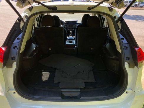 Used 2019 Nissan Rogue SV FWD image 30